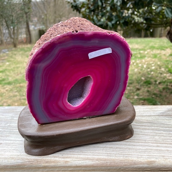 Polished Pink Lavender Natural Agate Geode from Brazil 4.5"  x 5"  x 3" … - Picture 16 of 17